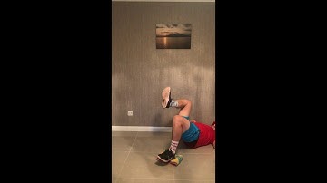 Single leg eccentric hamstring slides (towel workout)