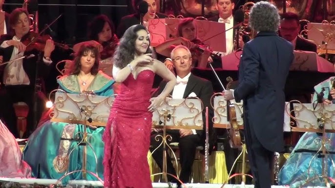 Habanera Maastricht 2012 Andre Rieu and sung by Carmen Monarcha - YouTube