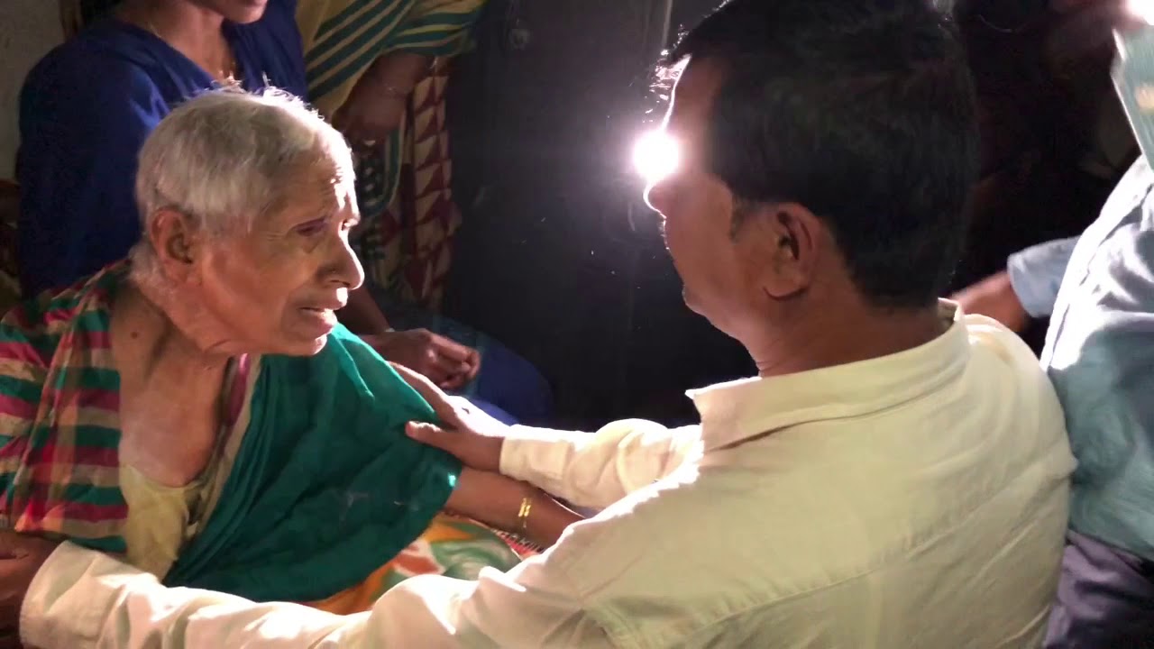 Maoist Jampanna Met With Mother After 33 Years - YouTube Dabbatv