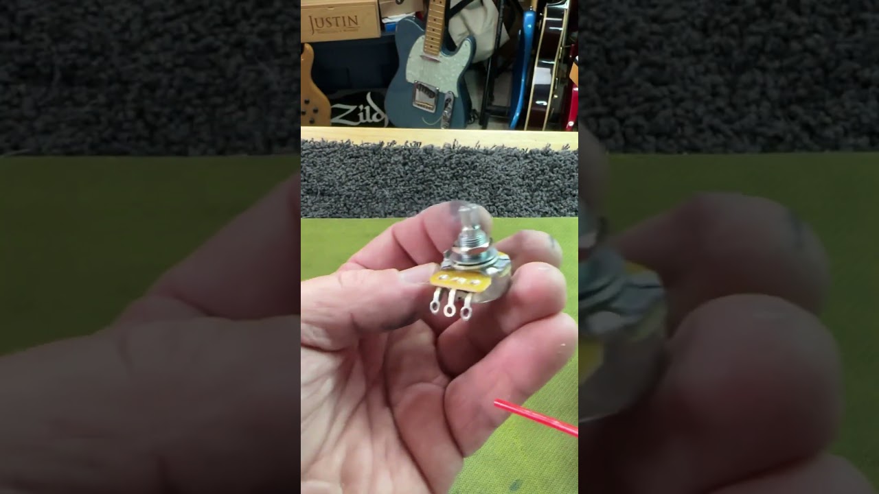 Regardez Before you change your pots, try cleaning them sur YouTube Regardez Before you change your pots, try cleaning them sur YouTube