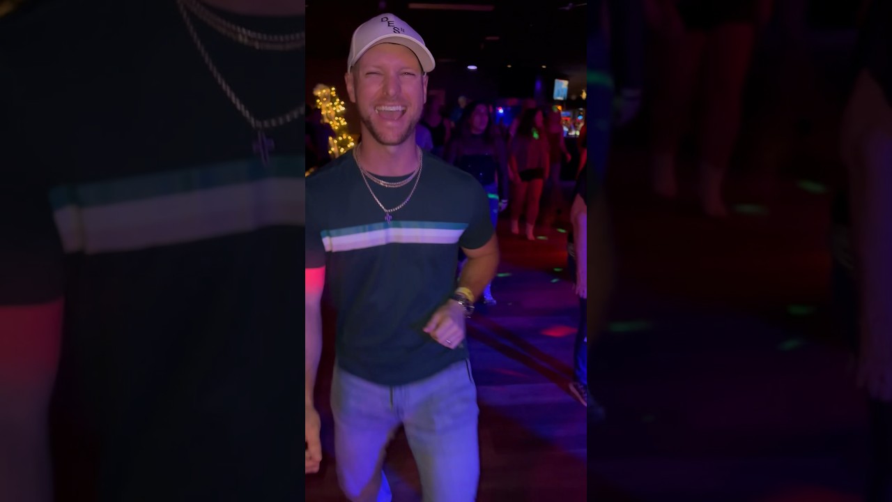 She had me at heads carolina. linedance dance country YouTube