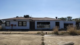 Abandoned Truck Stop // Everything left behind.