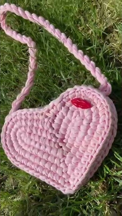 детская сумочка сердечко(• •) #handmade #вязание #ручнаяработа #crochet ...