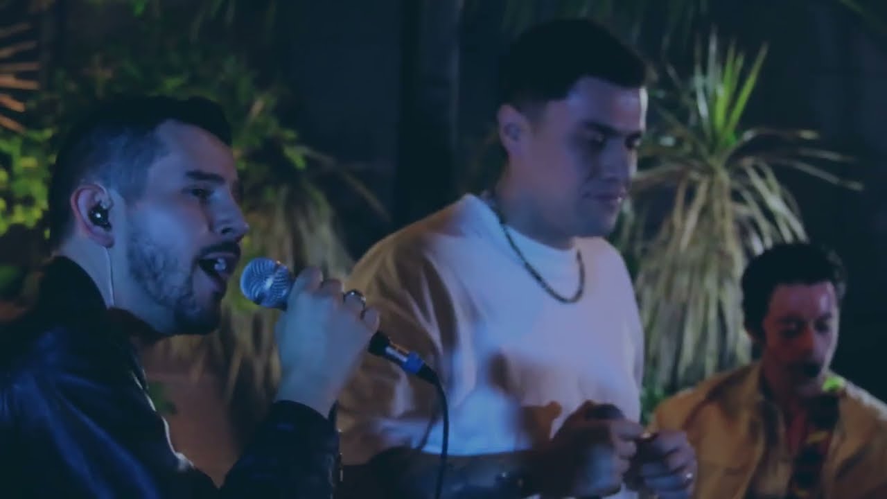 Verde Esmeralda - Phonetics Unplugged