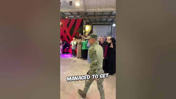 Tentara memberi kejutan kepada saudara laki-lakinya di pesta pernikahan setelah menjalankan misi militer 😢 ❤️ (via bugragulbahar07)