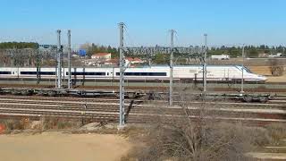 AVE S102 (Talgo 350) de camino a Albacete en dirección a Alicante.