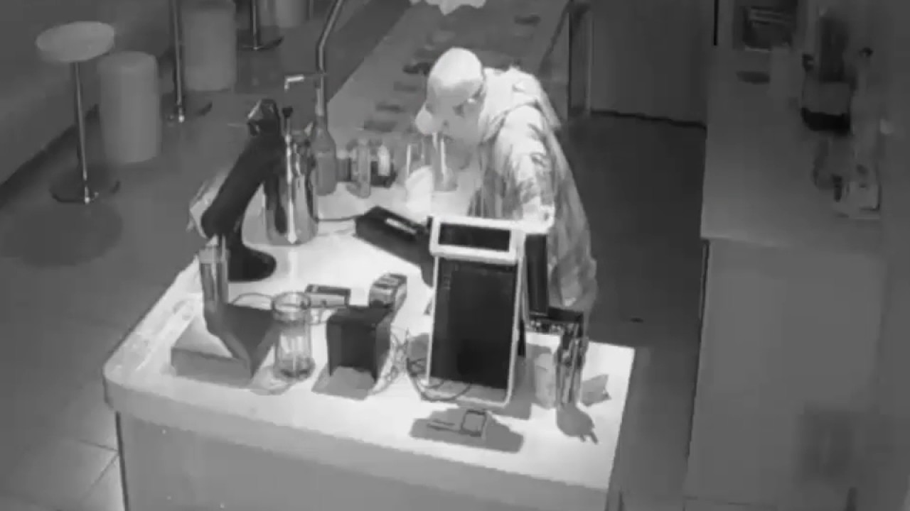 Stamford Police: Burglaries on High Ridge Road 11/22/2016 policella