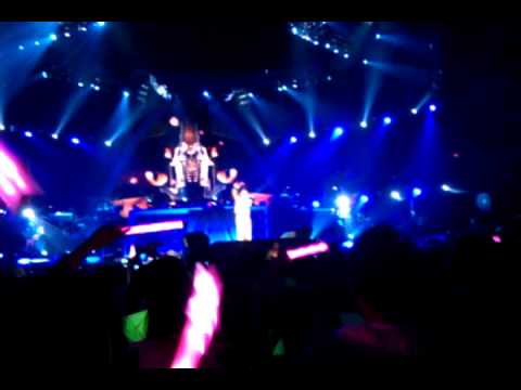 周杰伦2011-01-08洛杉矶超时代演唱会-爱在西元前.3gp