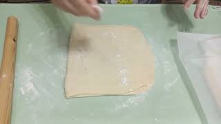 видео: НАСТОЯЩИЕ ФРАНЦУЗСКИЕ КРУАССАНЫ, НЕПОВТОРИМЫЙ ВКУС ! #круассаны #сдобнаявыпечка #вкусно #рецепт #еда картинка: НАСТОЯЩИЕ ФРАНЦУЗСКИЕ КРУАССАНЫ, НЕПОВТОРИМЫЙ ВКУС ! #круассаны #сдобнаявыпечка #вкусно #рецепт #еда