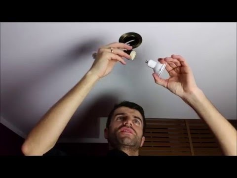 Wideo: Co się stanie, jeśli dotknę żarówki halogenowej?