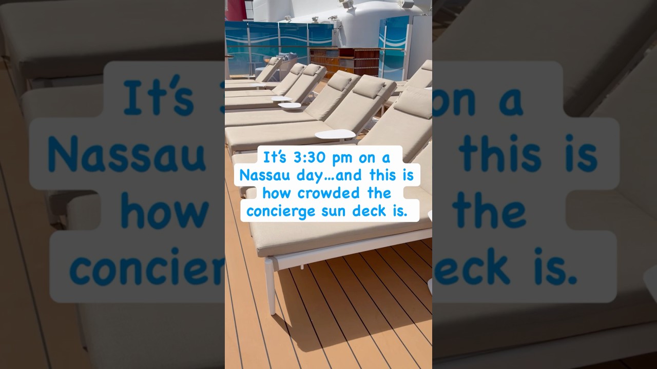 How busy is the Disney Cruise Line concierge on a Nassau day? ☀️ #disneycruise #disneyfantasy