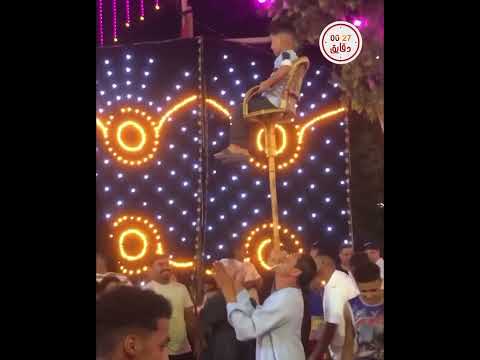 The Bride And Groom Stood On Top Of The Tricycle And The Crane Did Its Job You Won T Believe Wha 