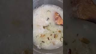 طريقه عمل احلي واسرع رز بالاعشاب 