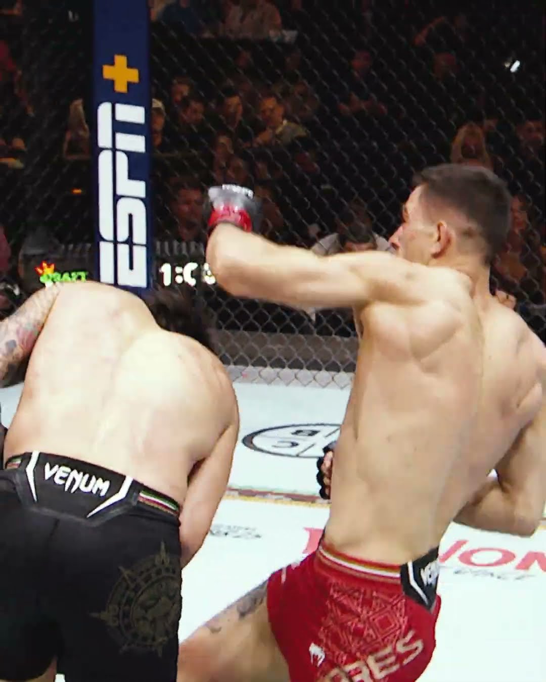 Ignacio Bahamondes put on a SHOW at the Sphere ? #ufc313