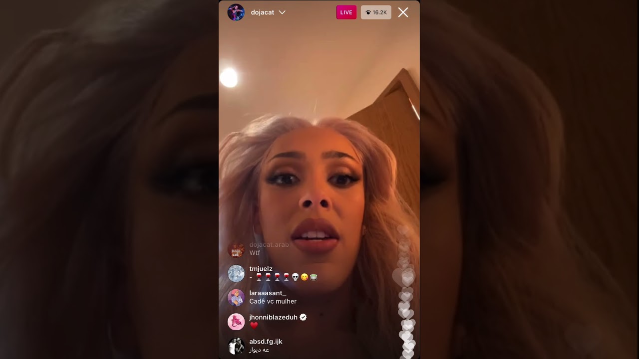 Doja Cat forget she was on instagram live 😭 adlı videoyu YouTube'da izle Doja Cat forget she was on instagram live 😭 adlı videoyu YouTube'da izle