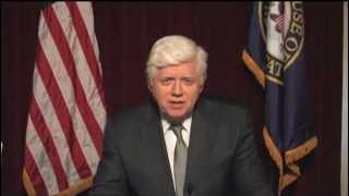Congressman John Larson and the CCSU VHP