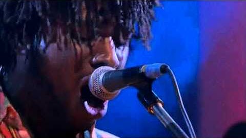 Bloc Party - Helicopter (Live at Later with Jools Holland 2004)