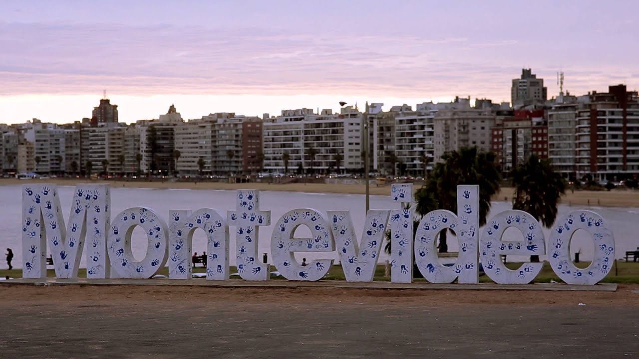 Spot UCAM Business School Campus Uruguay - YouTube