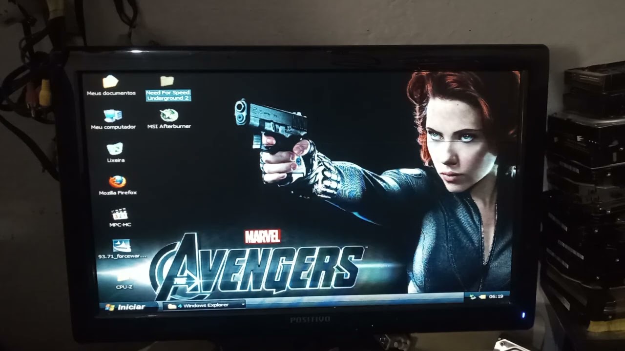 CPU LGA 775 INTELPENTIUM DUAL E2140 GEFORCE4 MX 4000