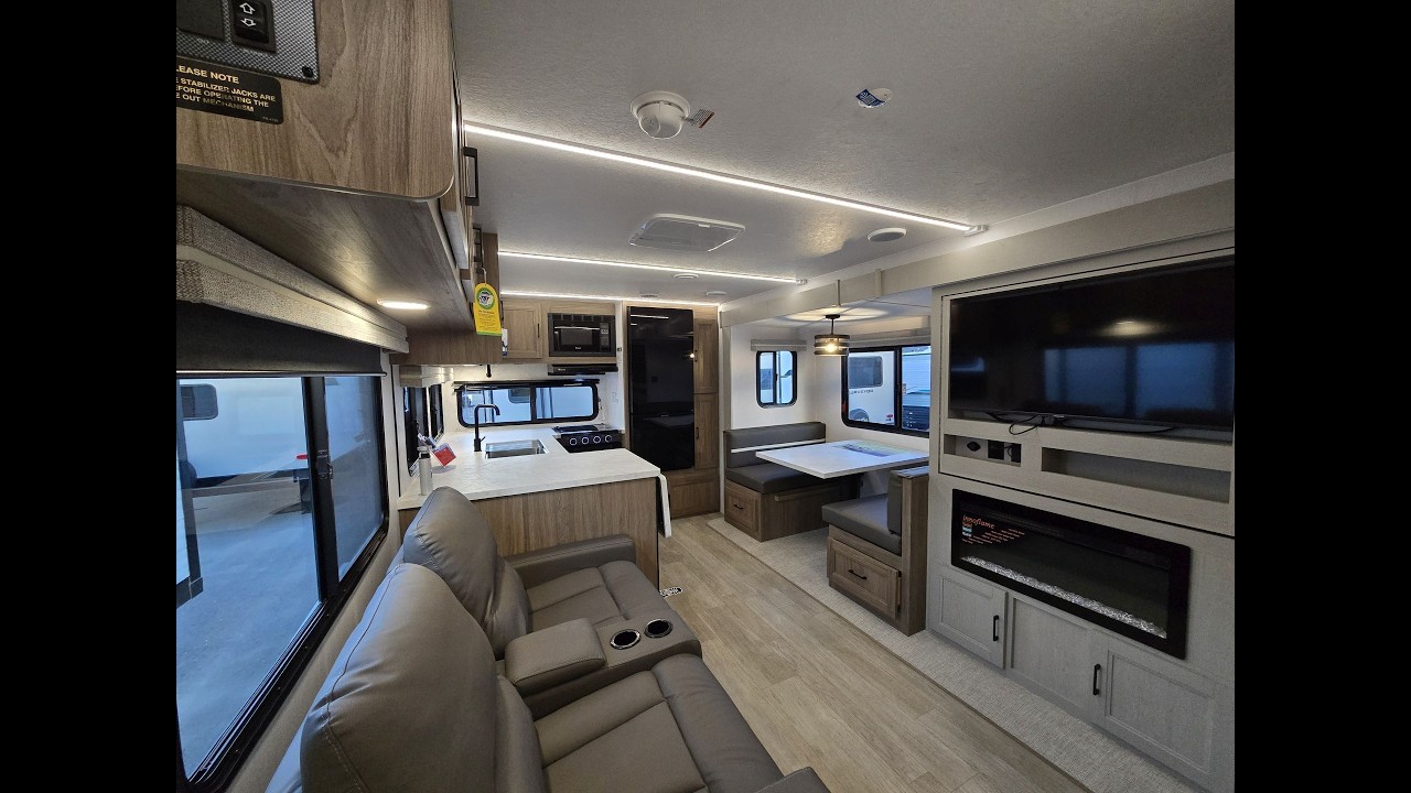 INTERCONTINENTAL EXPRESS トレーラー INTERCONTINENTAL EXPRESS トレーラー