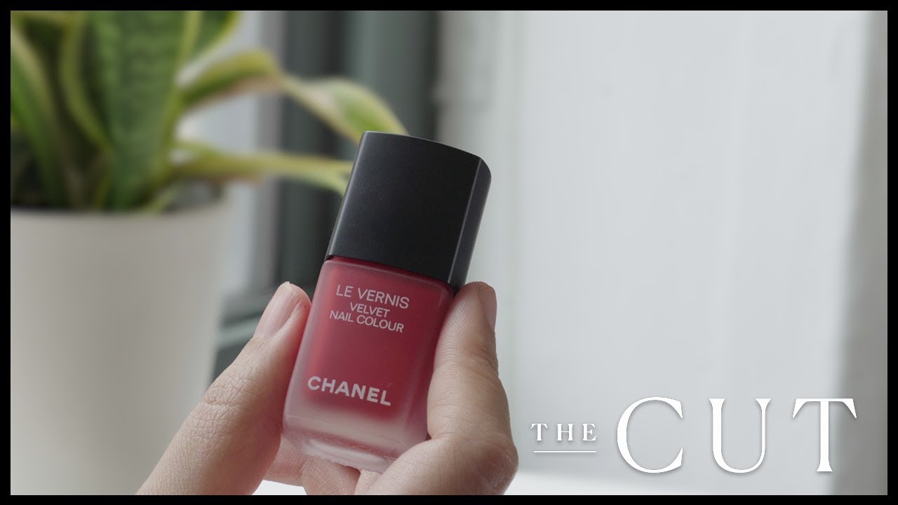 A Classic Red Nail Polish That Looks Like Velvet