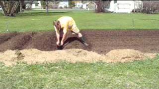 Raised Wide Row Gardening Zig Zag Planting Broccoli, Cabbage & Cauliflower Starts part 5/12