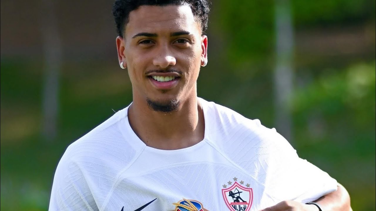 خوان بيزيرا يساند فريق كورة اليد امام البنك الاهلي 