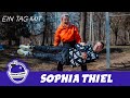@Sophia Thiel  X EHRENPFLAUME - So stemmt sie ihr neues Leben