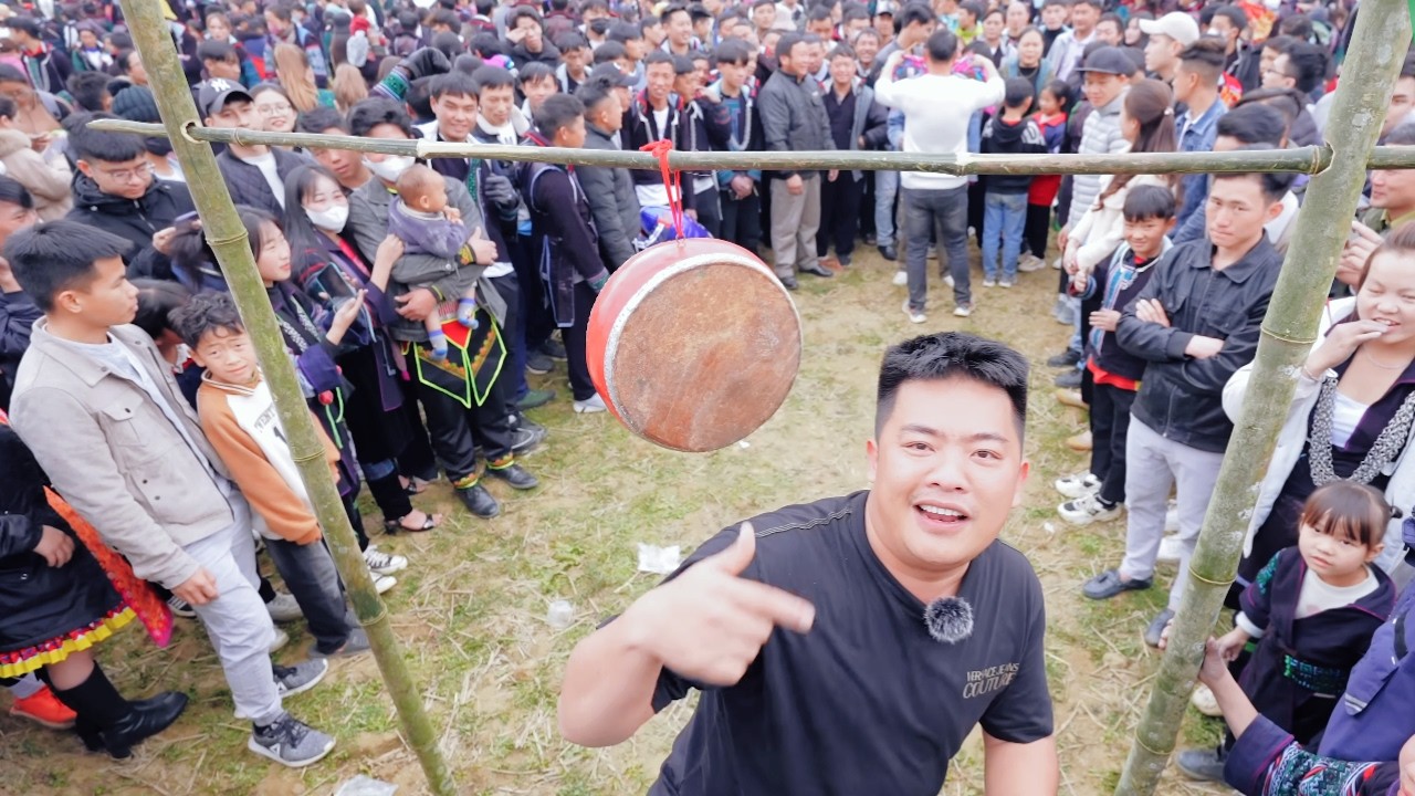HẢI SAPA CHƠI CÁC TRÒ CHƠI CỰC KỲ VUI NHỘN Ở LỄ HỘI XUỐNG ĐỒNG CỦA NGƯỜI DÁY | CHỢ PHIÊN TÂY BẮC