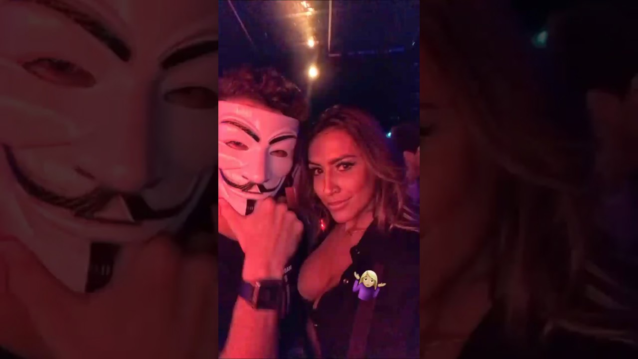 Any e Miguel bêbados na noite paulistana | De Férias com o ex Brasil