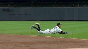 LAD@NYY: Castro denies Seager a base hit in the 3rd