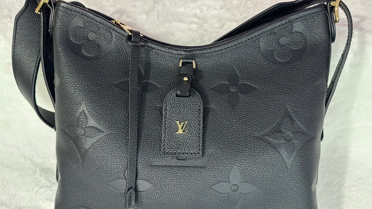 Unboxing Louis Vuitton CARRYALL PM Black Monogram Empreinte. 