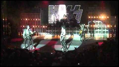 KISSONLINE EXCLUSIVE: "Two Timer" live from the KISS Kruise (low-res)