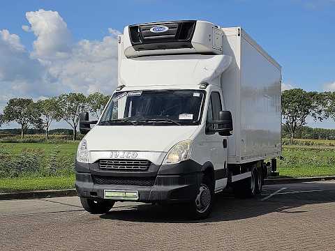 Film: Iveco DAILY 40C15 koelwagen EURO6 — 2013 — prezentacja pojazdu