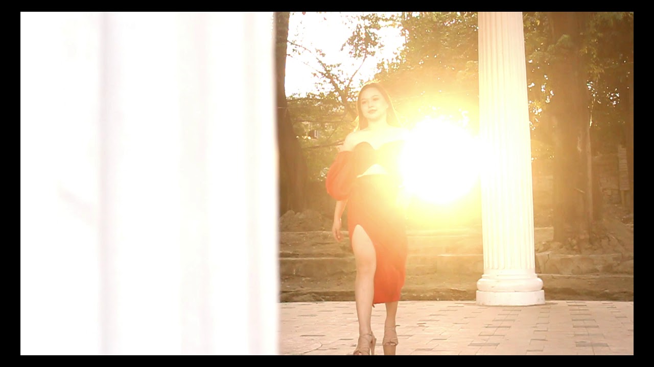 BTS Roman Garden Shoot with Leslie