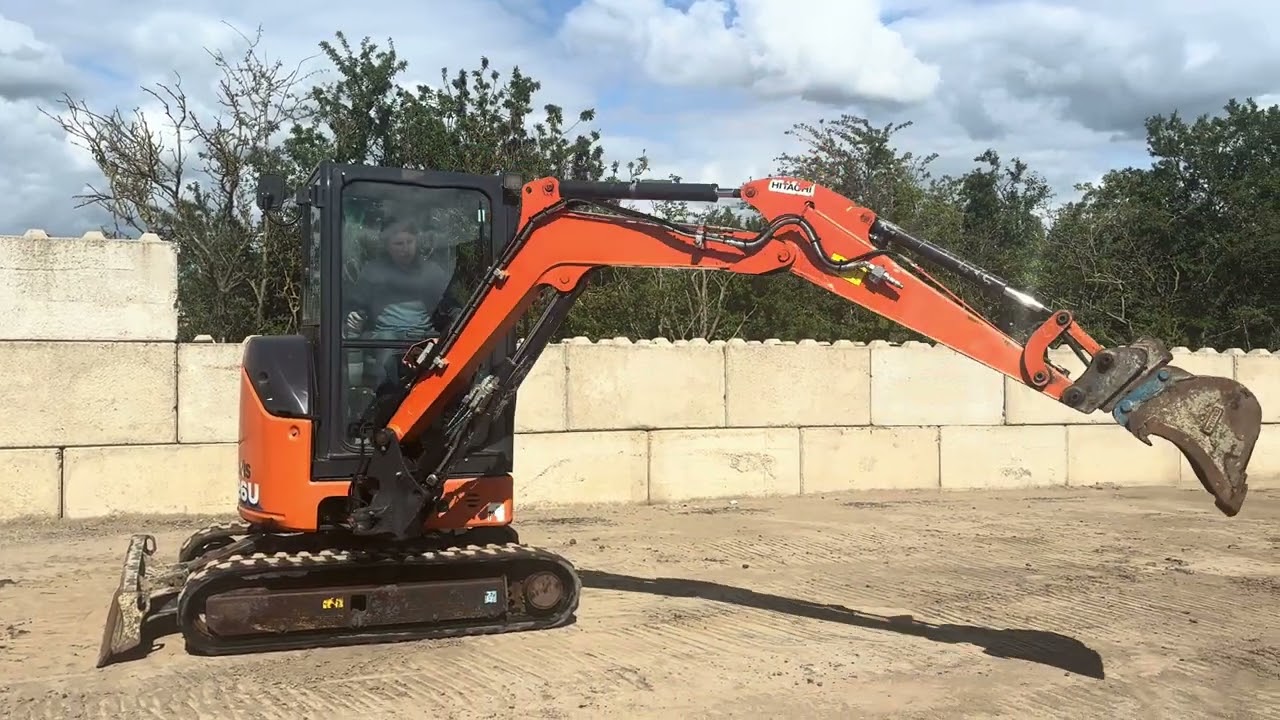 Hitachi ZX26U-6 CR - YouTube