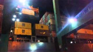 Oversize flat rack container loading on board container vessel (2)