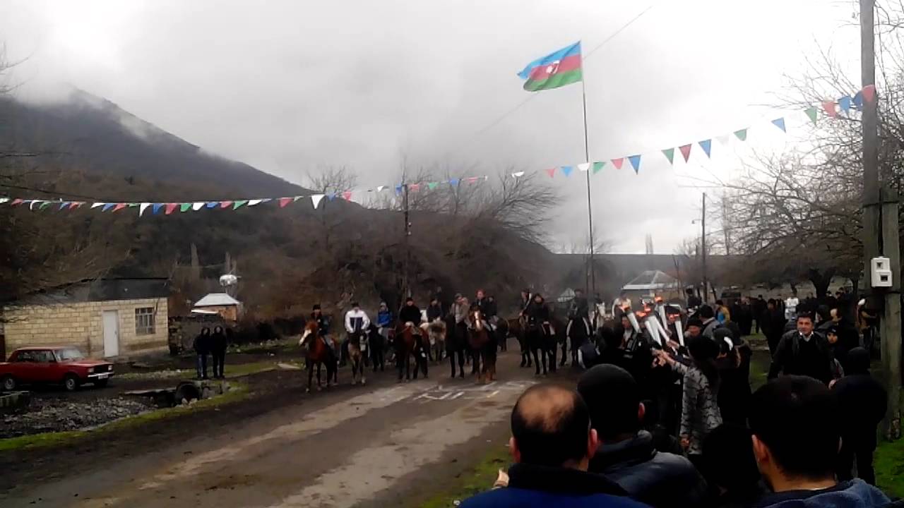 Qax Embercay at yariwi