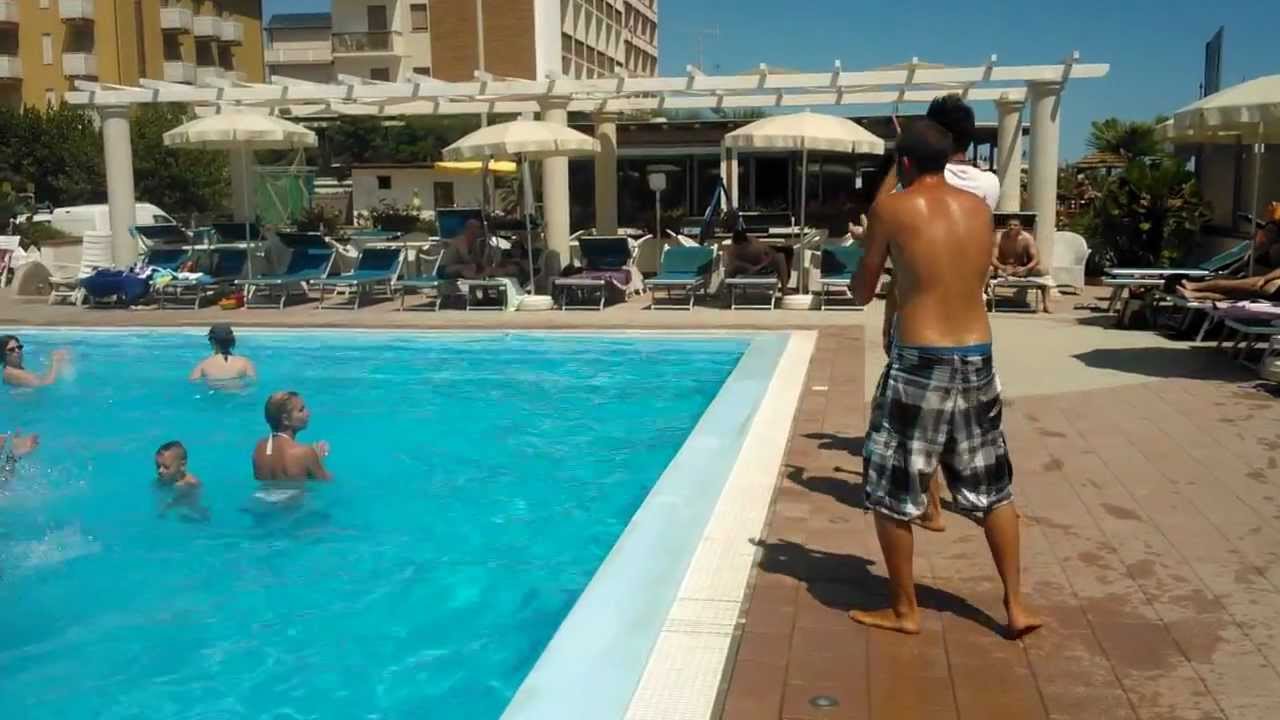 Balli di Gruppoooooooo!!!! LIDO DI SAVIO VILLAGE!!!