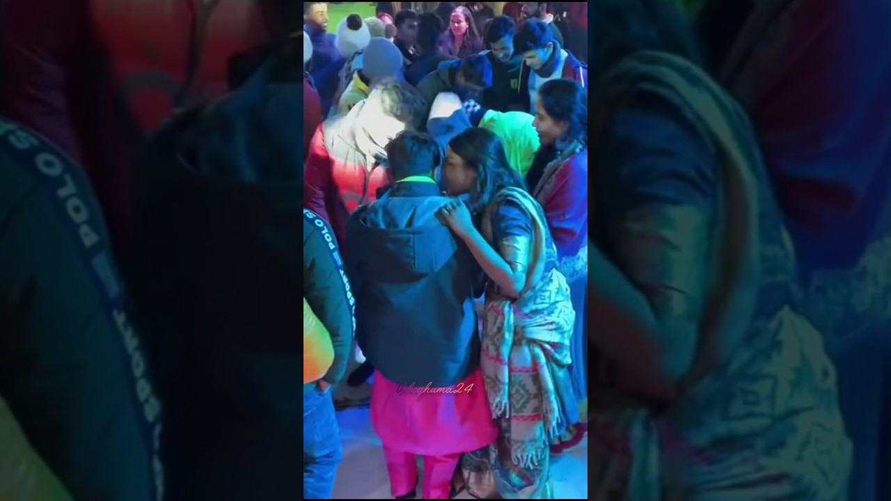 Arudeep excellent Love momant 