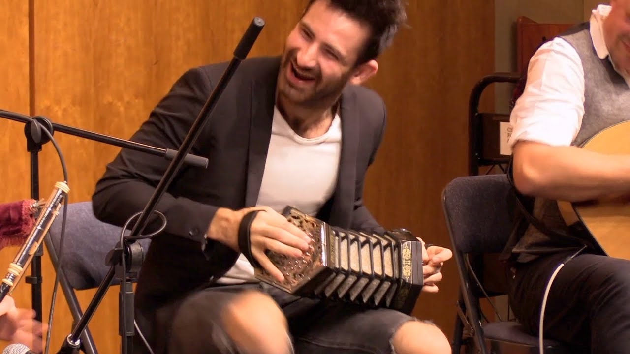 Live! Folklife Concert: Ímar (Setanta's Revenge / The Speckled Heifer) auf YouTube ansehen Live! Folklife Concert: Ímar (Setanta's Revenge / The Speckled Heifer) auf YouTube ansehen