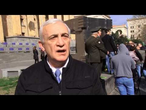 გიორგი ალიბეგაშვილმა საკრებულოს დეპუტატებთან ერთად 9 აპრილს დაღუპულთა ხსოვნას პატივი მიაგო