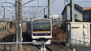 【成東を出ると半径が小さいカーブ】209系C607編成普通大網行き　成東駅発車