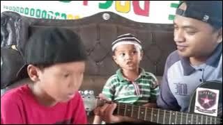 Mamak lungo bapak golek meneh😁😂😂   Pratama Jan Ethes