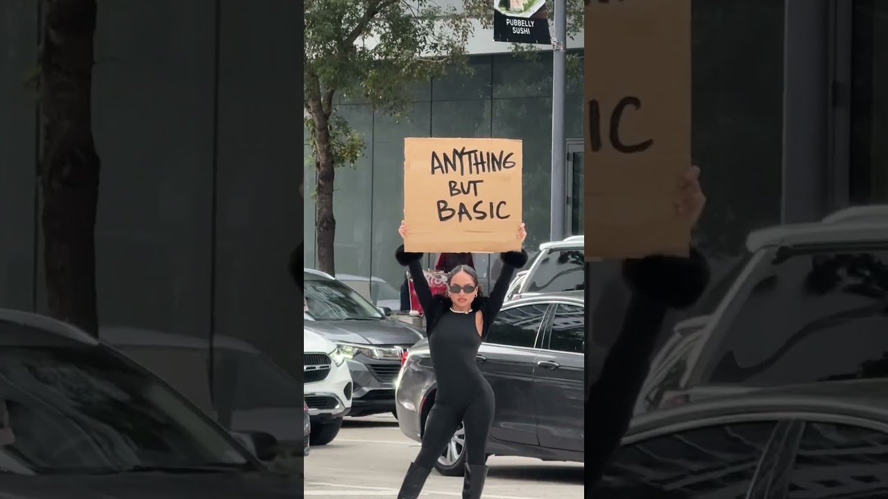 Anything but basic 🫦🪽  