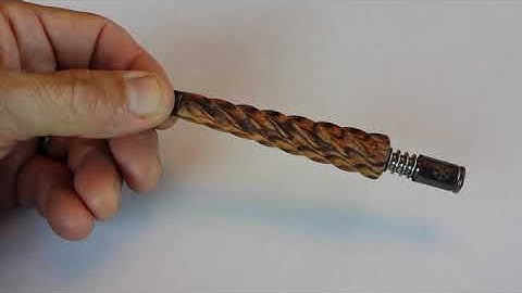 Showwing off the Phattpiggie Zebrano Stem for Dynavap Vapcap