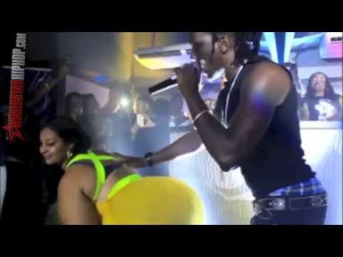 Grenadian Dudes Are Crazy  Mr Killa Lifts & Moonwalks All Over BBW!