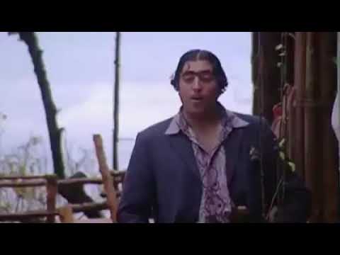 صرصور طالع بطلعة ليش ما سلم على الصرصور نازل بالنزلة ضيعة ضايعة