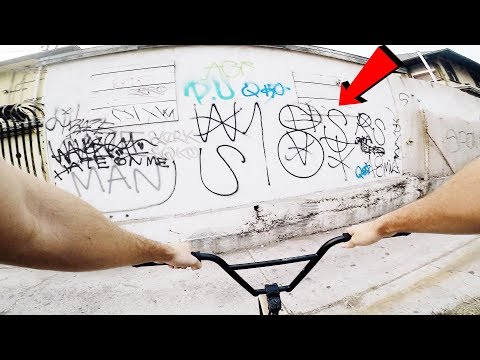 RIDING BMX IN LA COMPTON GANG ZONES 5 (CRIPS & BLOODS)