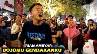 Rian Ambyar Samperi Penonton Belakang ~ Banyu Langit Versi Agklung Carehal Maioboro